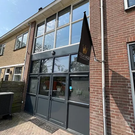 Villa B&B Bovenkarspel Bed & Breakfast 3*