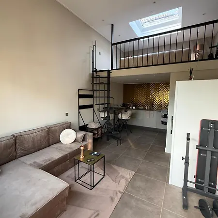 Bed and breakfast Villa B&B Bovenkarspel 4*