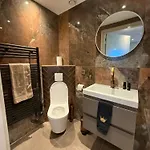 Villa B&B Bovenkarspel Oda ve Kahvaltı Bovenkarspel